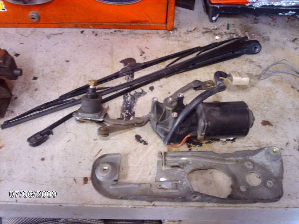 Nissan primera wiper arm removal #2