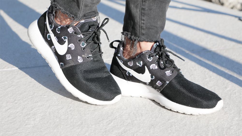  photo baskets-nike-roshe-run.jpg