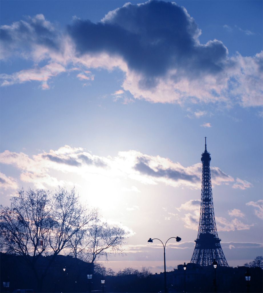  photo paris-eiffel-tower.jpg