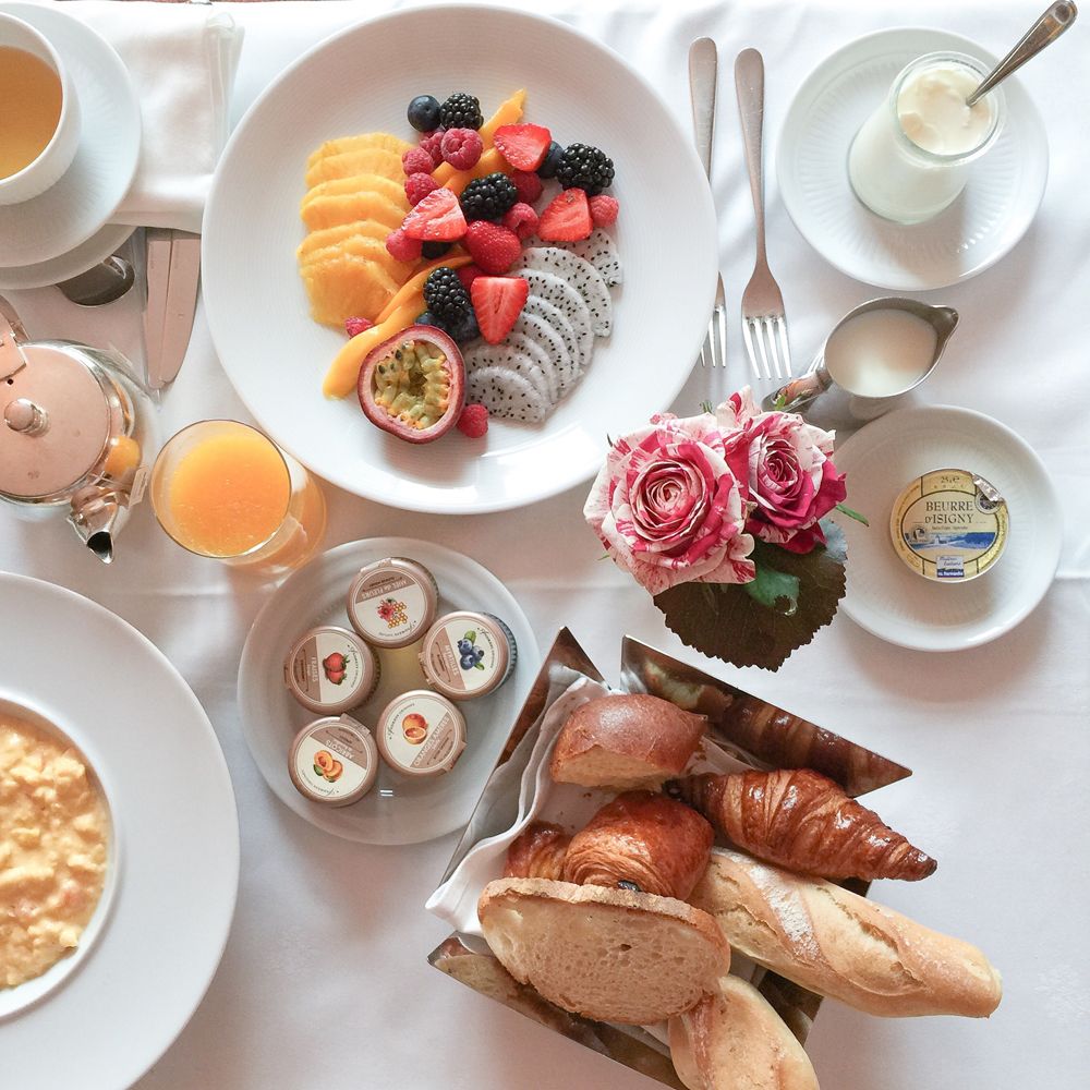  photo marieluvpink-hotel-martinez-breakfast.jpg
