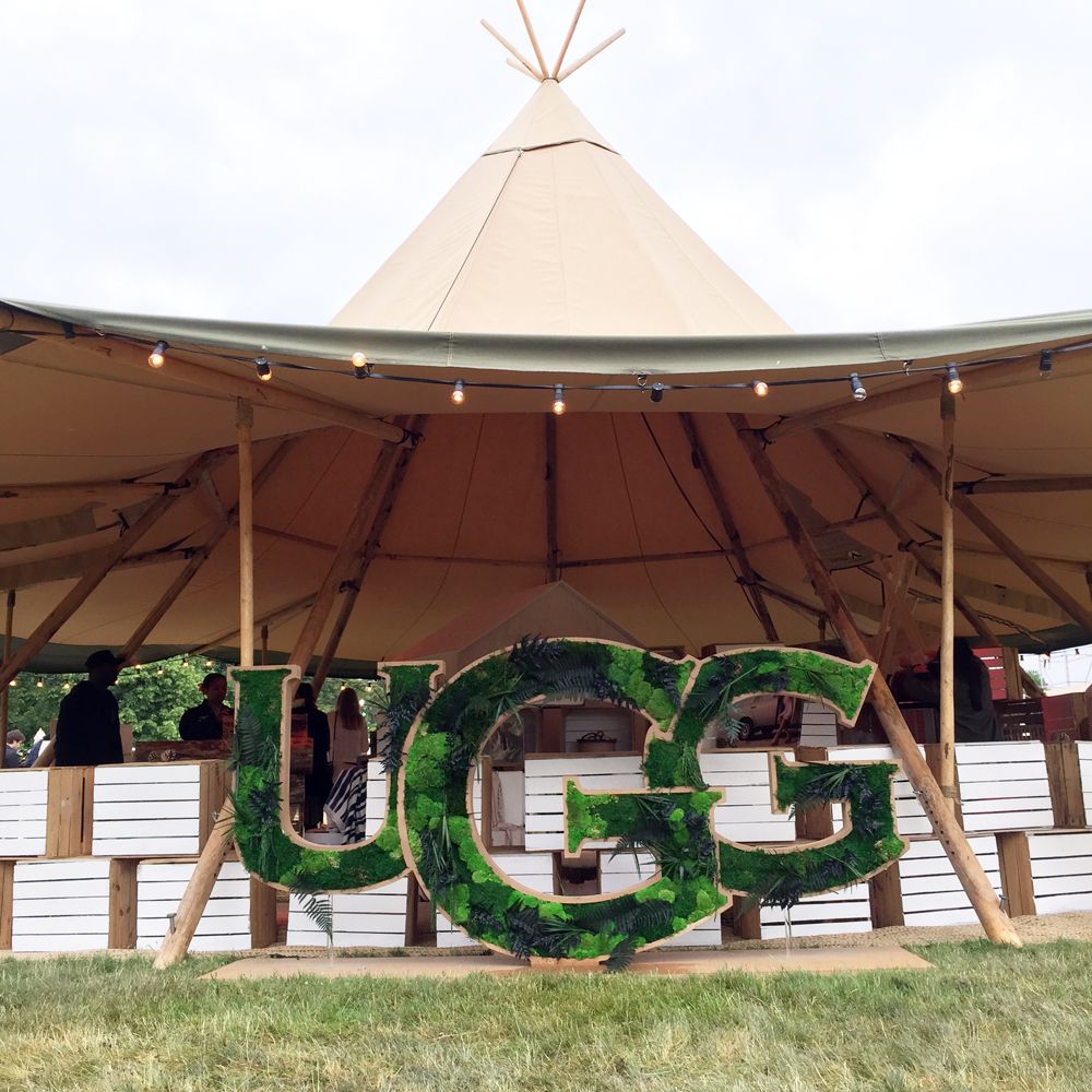  photo ugg-australia-we-love-green-2015.jpg