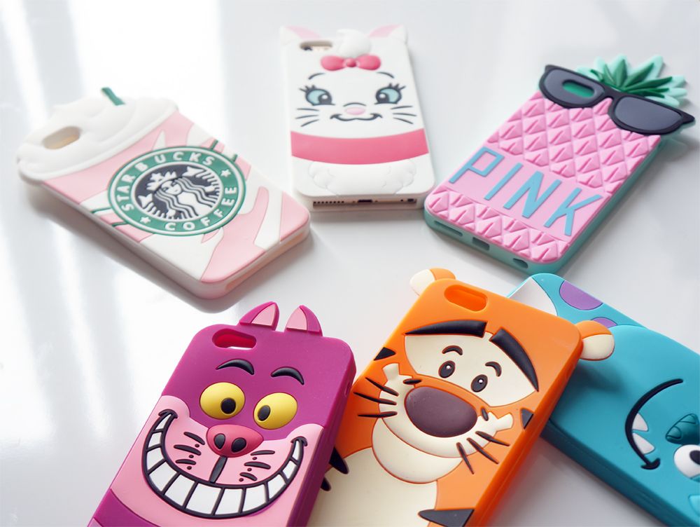  photo coques-iphone-6-plus-pixar-disney-starbucks.jpg