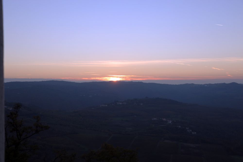  photo motovun-sunset-croatia-marieluvpink.jpg
