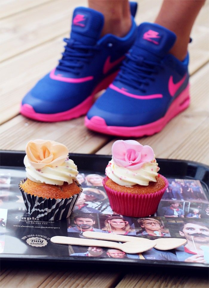  photo CUPCAKES-made-with-love-jacks-burger-hossegor-nike-air-max-theajpg_effected.jpg