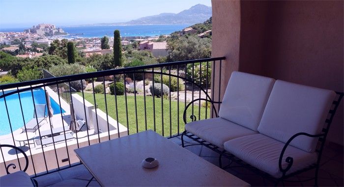  photo HOTEL-la-villa-calvi-corse_9jpg_effected.jpg