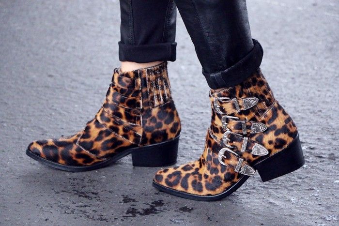  photo boots-toga-pull-leopardjpg_effected.jpg