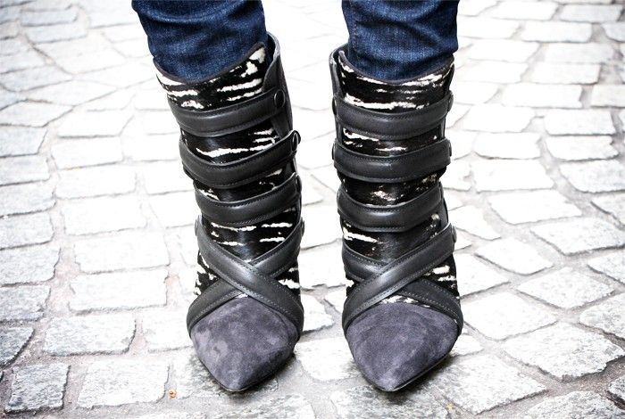  photo BOOTS_ISABEL_MARANT_TACYjpg_effected.jpg