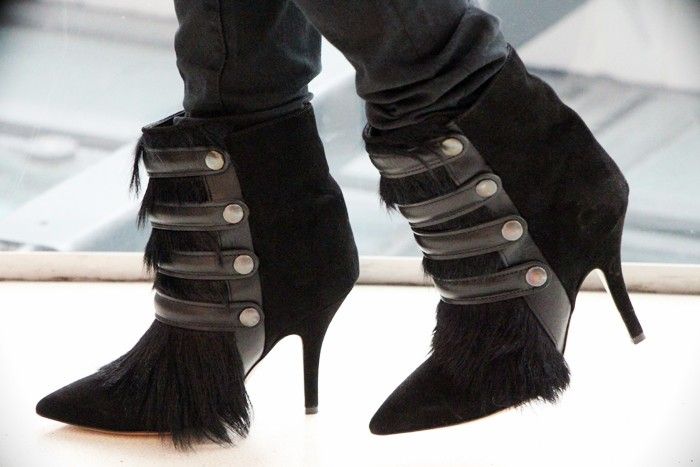  photo BOOTS_ISABEL_MARANT_TAYLORjpg_effected.jpg