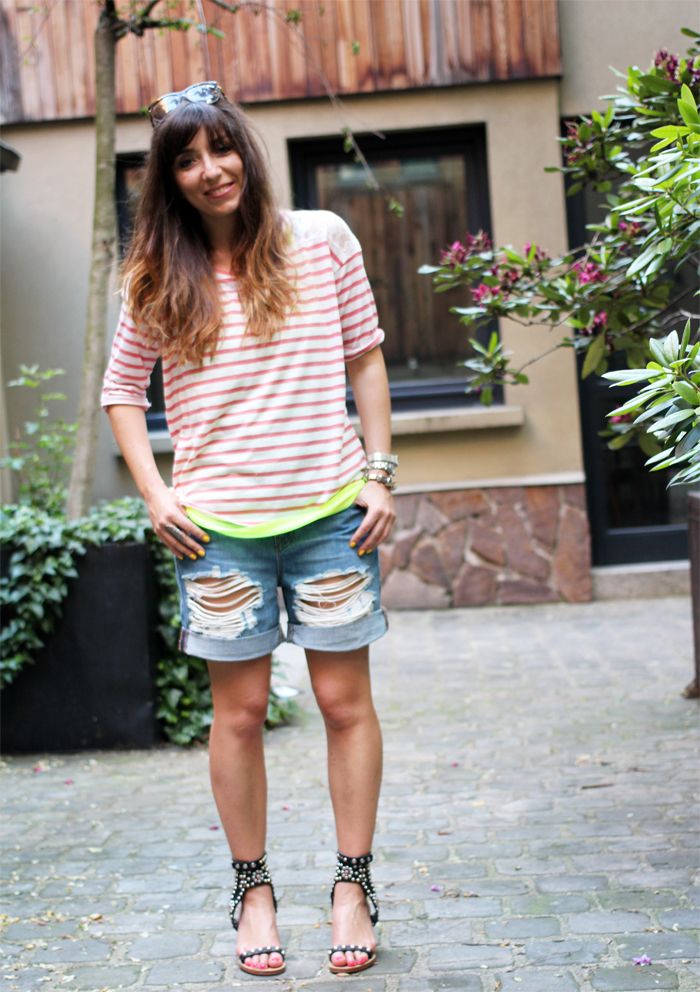  photo STRIPES_NEON4-1.jpg