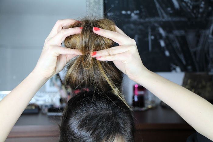  photo TUTO_CHIGNON_BUN_FETES_6.jpg