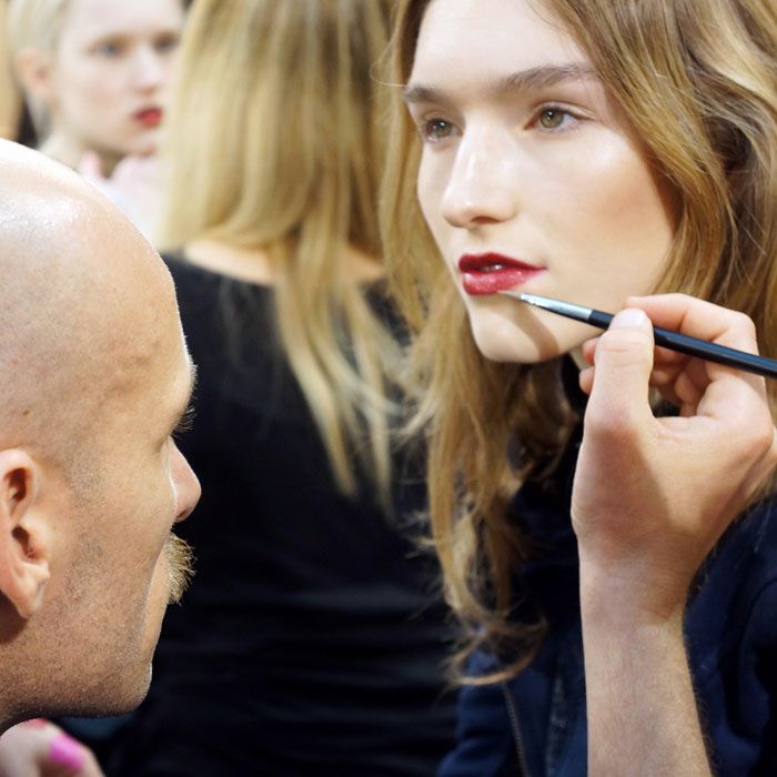  photo BACKSTAGE_DEFILE_CEDRIC_CHARLIER_2.jpg