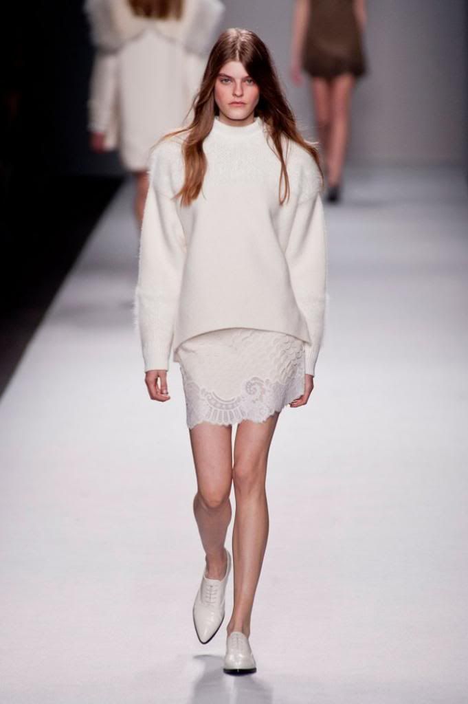  photo DEFILE_VANESSA_BRUNO_HIVER_2014_2015_4.jpg