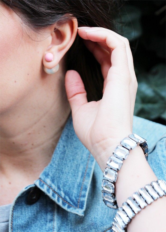  photo BO_DIOR_MISE_EN_DIOR_TRIBAL_EARRING_2jpg_effected.jpg