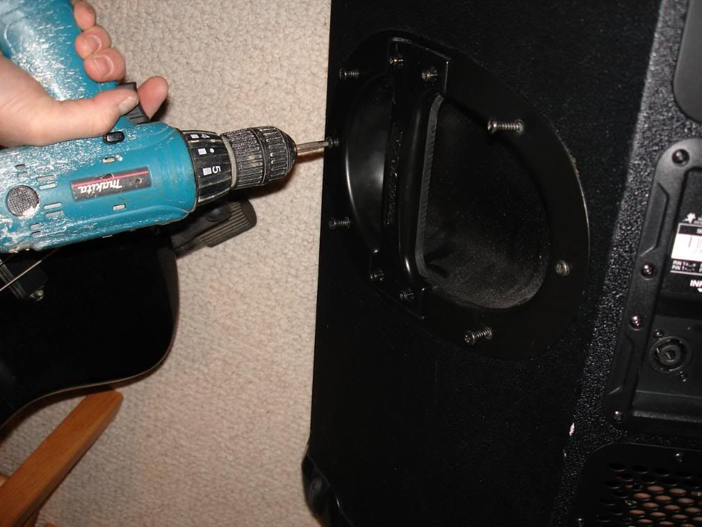 fixing a blown tweeter S408 by Mackie