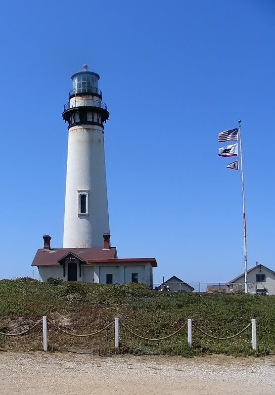 IMAGE: http://i154.photobucket.com/albums/s254/drevilsmom/light_filtered.jpg