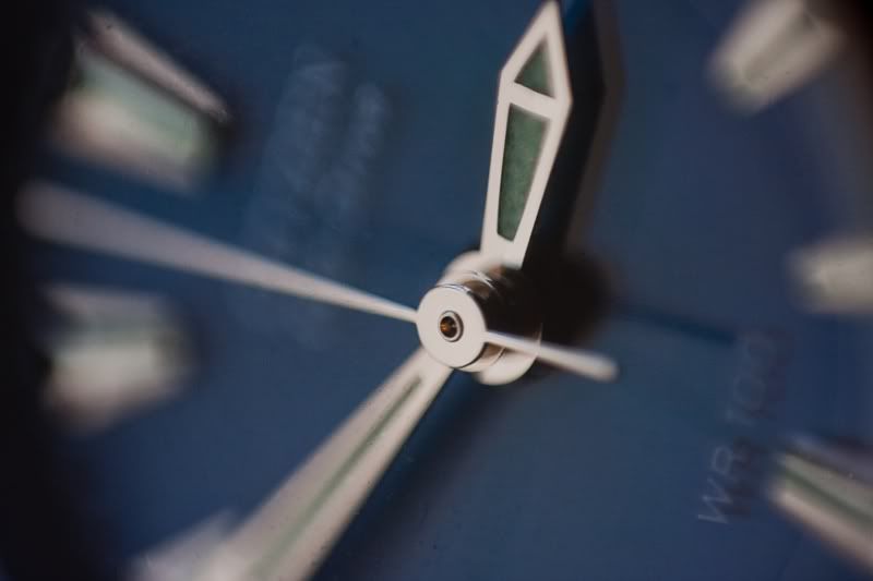 IMAGE: http://i154.photobucket.com/albums/s254/drevilsmom/momentintime.jpg