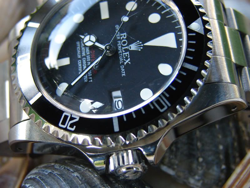 RolexSeaDwellerSingleRed_800_04.jpg