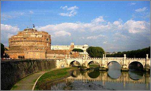 castel-santangelo-e-il-ponte.png