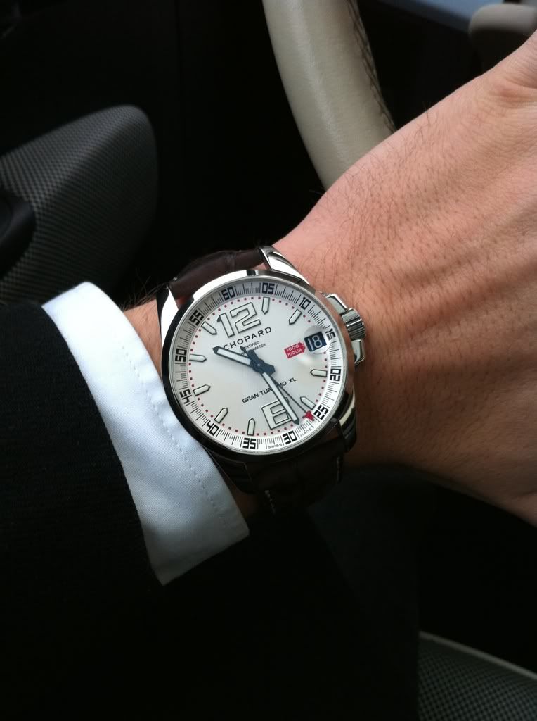 casio watch with sweeping second hand