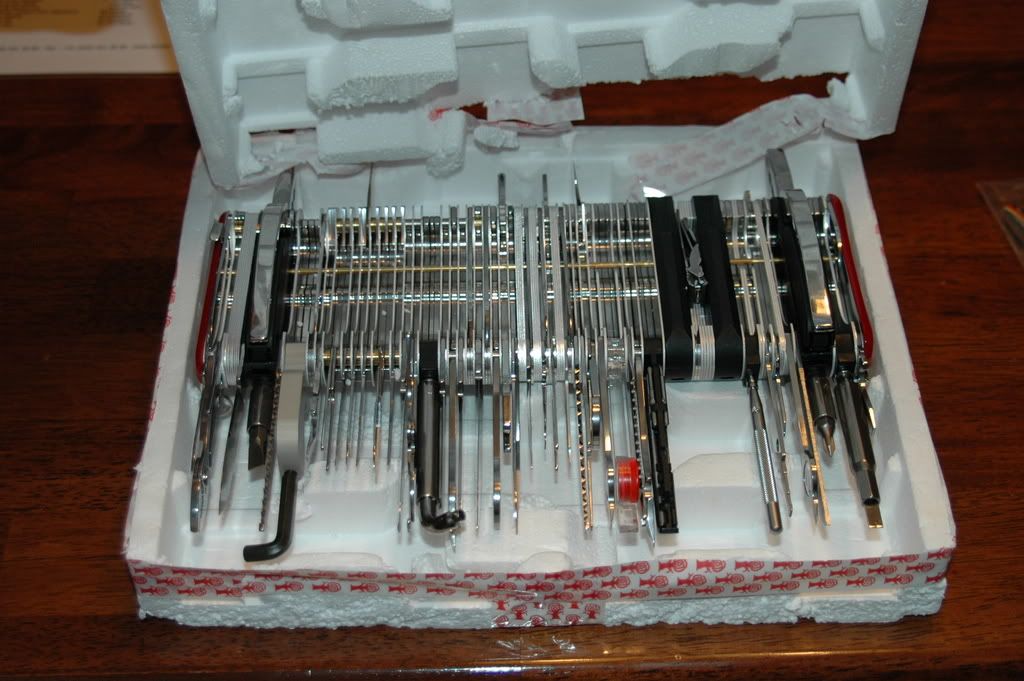 [Linked Image from i154.photobucket.com]