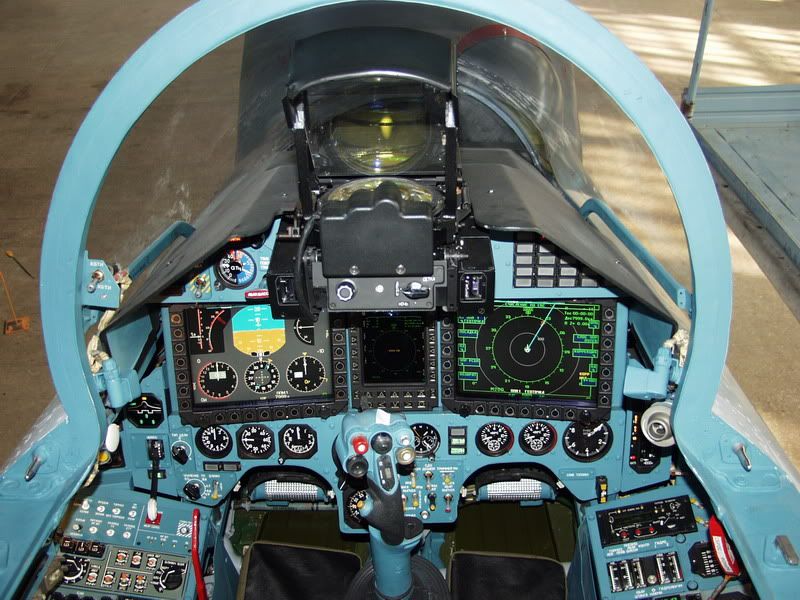 Su-27SKMCockpit.jpg