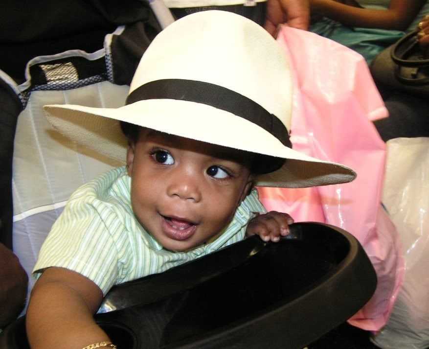 Cutebabywithhat.jpg