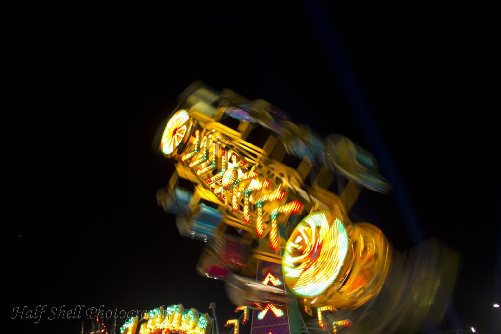 IMAGE: http://i154.photobucket.com/albums/s272/valentino_031/zipper.jpg