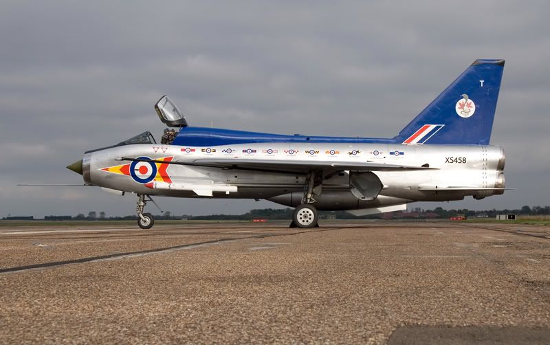 http://i154.photobucket.com/albums/s277/cottesmoreaviationgroup/CranfieldXS45806313OCT07800.jpg