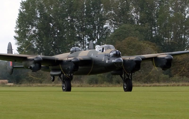 http://i154.photobucket.com/albums/s277/cottesmoreaviationgroup/EastKirkby290907004800.jpg